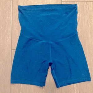 EUC Beyond Yoga Beyond the Bump Space Dye Maternity Teal Blue Bike Short